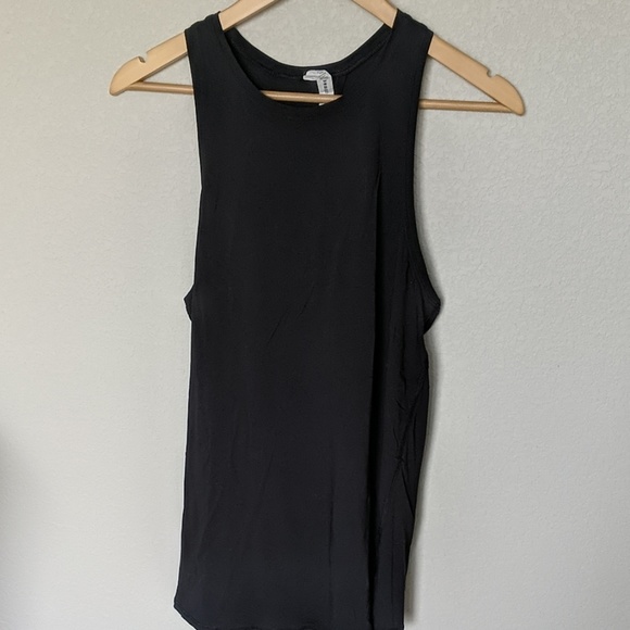 lululemon athletica Tops - Lululemon all tied up tank